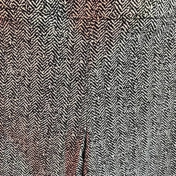 Worthington Pull-On Pants - Size 4 - Picture 3 of 4